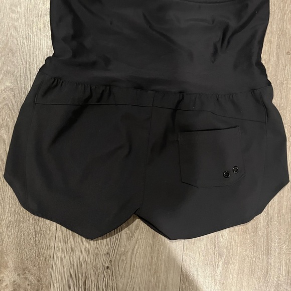 Women’s Under Armour running shorts XS - Picture 4 of 5
